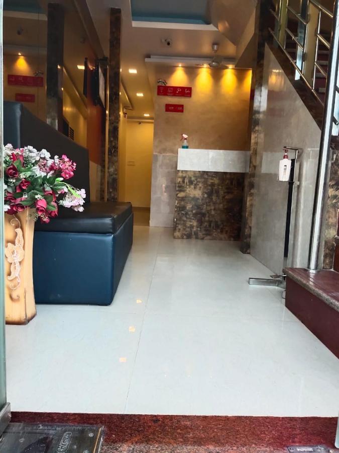 호텔 골든 갤럭시 뭄바이 외부 사진